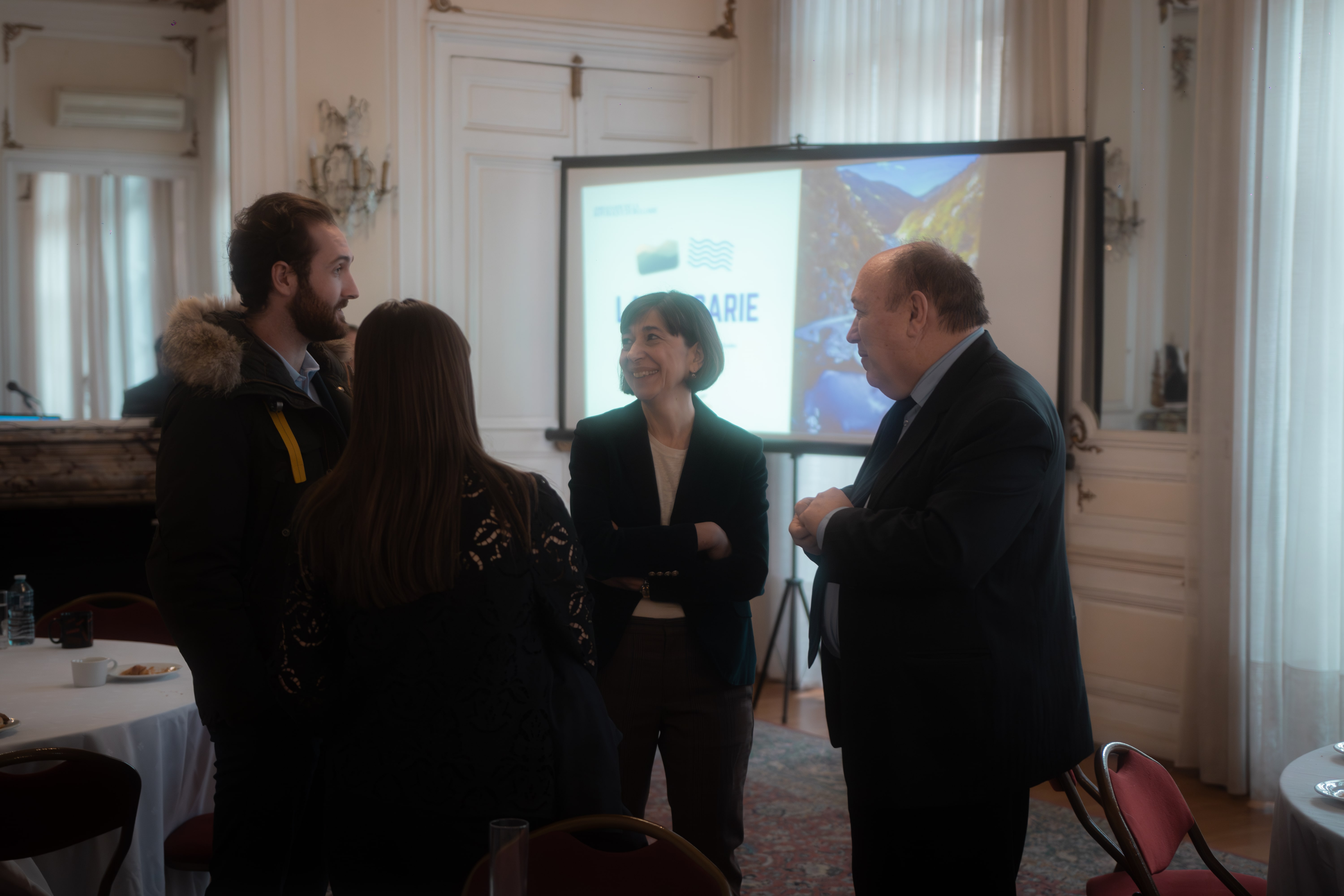 L'Ambassade de Bulgarie à Paris a accueilli des étudiants de l'École des hautes études internationales et politiques (HEIP) afin de présenter lе positionnement du pays dans les affaires internationales et le rôle d‘un diplomate dans un monde globalisé